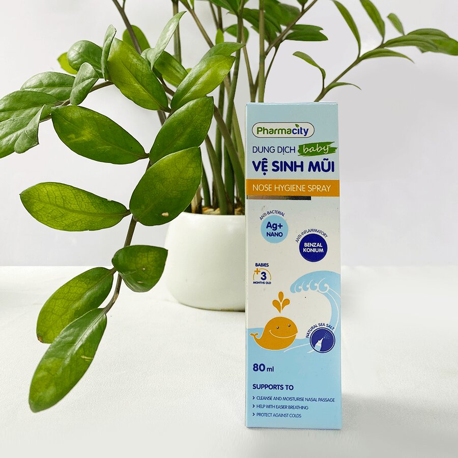 Hộp giấy dung dịch vệ sinh mũi Y tế Pharmacity