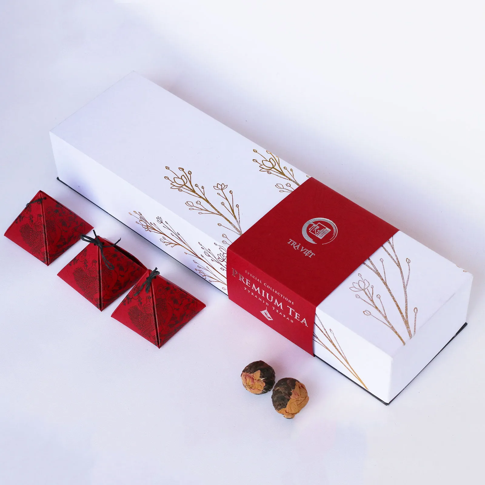Nhãn dán tinh giản, tinh tế và mang hơi thở hiện đại